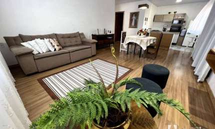 Amplo terreno contém 1 casa com 1 dormitório na Barra do Rio