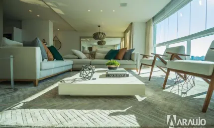Apartamento Duplex com 4 suítes no bairro Fazenda em Itajaí