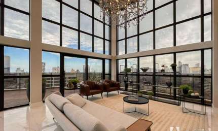Cobertura mobiliada e finamente decorada com 520 m² no Centro de Itajaí