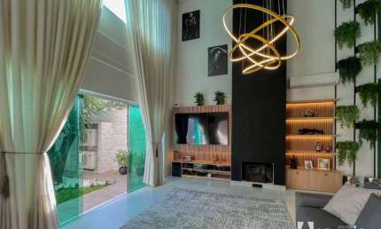 Casa finamente mobiliada e decorada com 4 suítes na Praia dos Amores em Balneário Camboriú
