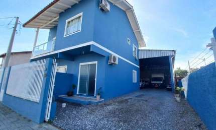 Casa com galpão + sala comercial no bairro São Vicente em Itajaí