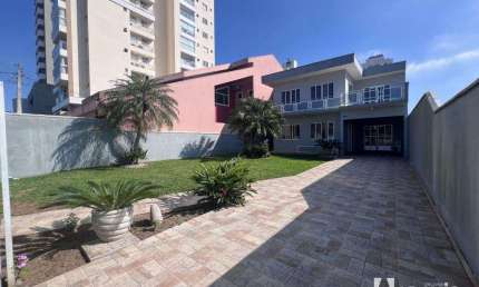Casa com 2 suítes e 1 dormitório no bairro São Judas em Itajaí
