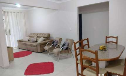 Apartamento com 1 suíte e 1 dormitório em Bombinhas