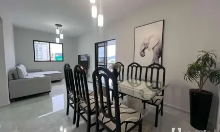 Apartamento com 1 suíte e 2 dormitórios no Centro de Balneário Camboriú