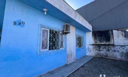 Casa com 3 dormitórios no bairro São Vicente em Itajaí