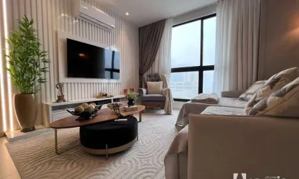 Apartamento mobiliado e equipado com 2 suítes no Centro de Itajaí