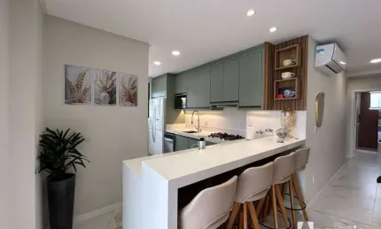 Apartamento semi mobiliado com 1 suíte e 1 dormitório no centro de itajaí