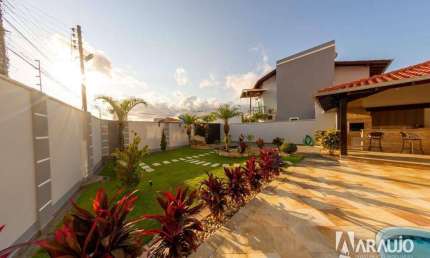 Casa com 1 suíte e 2 dormitórios + área de lazer no bairro Dom Bosco