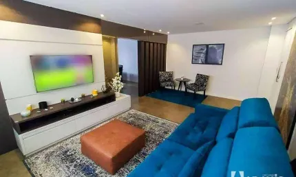 Apartamento semi mobiliado com 1 suíte e 2 dormitórios no Centro de Itajaí