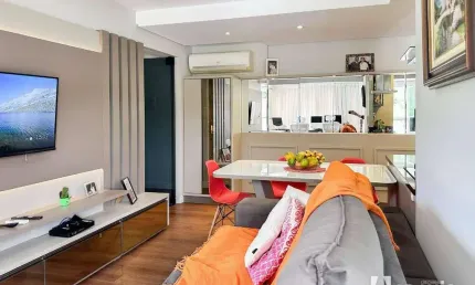 Apartamento semi mobiliado com 1 suíte e 1 dormitório no bairro Ressacada em Itajaí