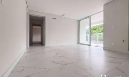 Apartamento com 2 suítes no bairro Ressacada em Itajaí