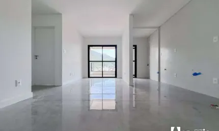 Apartamento com 1 suíte e 1 dormitório no bairro Fazenda em Itajaí