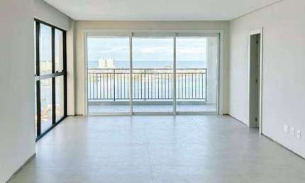 Apartamento com 2 suítes e 2 dormitórios no Centro de Itajaí