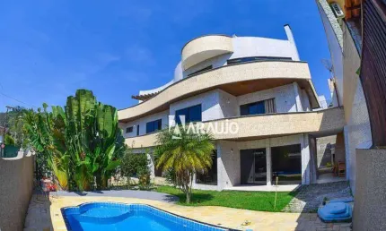 Casa com 6 quartos à venda na Rua Floriano Peixoto, Cabeçudas, Itajaí
