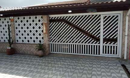 Casa com 5 quartos à venda no Itaóca, Mongaguá , 135 m2 por R$ 600.000