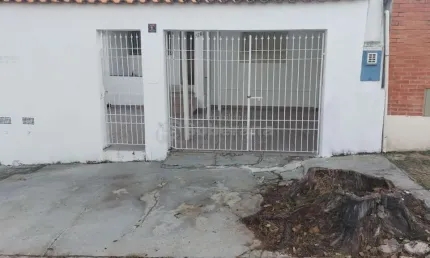 Casa com 2 quartos para alugar no Jardim Leonor, Campinas , 80 m2 por R$ 1.600