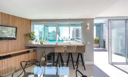 Cobertura duplex com Vista Mar de 3 Suítes a venda em Balneário Camboriú