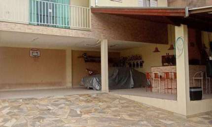 Casa à venda no bairro Jardim Carlos Lourenço em Campinas