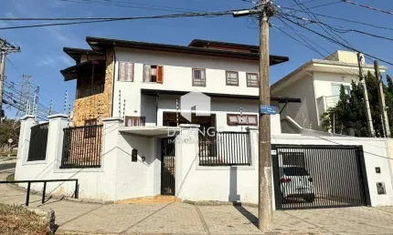 Casa à venda no bairro Parque Alto Taquaral em Campinas