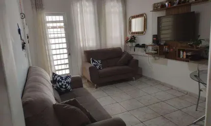 Casa à venda em Campinas, Jardim Bonfim, com 2 quartos, com 61.42 m²