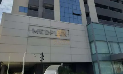 Sala comercial para alugar na Avenida Barão de Itapura, 610, Botafogo, Campinas