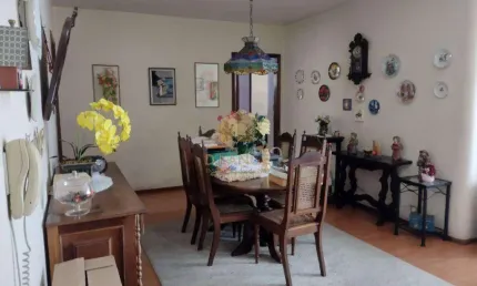Apartamento à venda no bairro Vila Itapura em Campinas