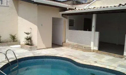 Casa à venda no bairro Jardim Dom Bosco em Campinas