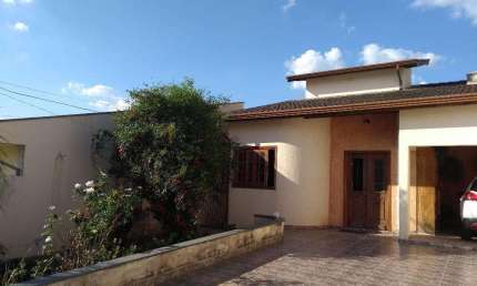 Casa com 4 quartos à venda, 210m² no Jardim Proença, Campinas.