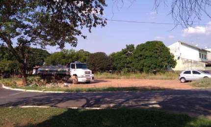 Terreno à venda em Paulínia, João Aranha, com 1090 m²