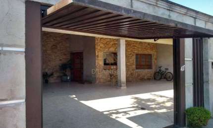 Casa à venda em Campinas, Vila Aeroporto I, com 3 quartos, com 227 m²