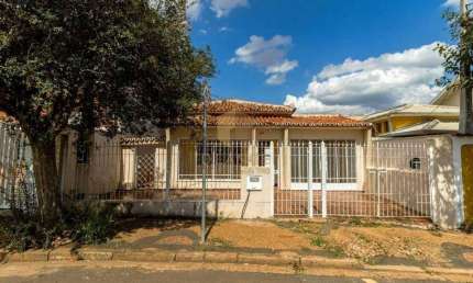 Casa com 3 quartos à venda na Rua Professor Jorge Hennings, 860, Jardim Chapadão, Campinas
