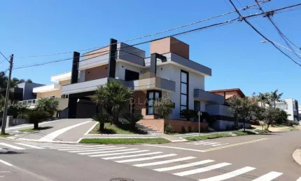 Casa à venda no Condomínio Terras do Cancioneiro em Paulínia
