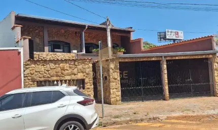 Casa com 3 quartos à venda na Rua Marquês de Abrantes, 42, Jardim Santa Genebra, Campinas