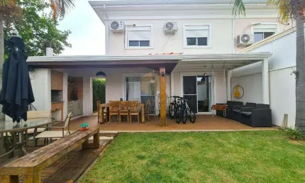 Casa à venda no Condomínio Casa Bella na região do Alphaville Campinas