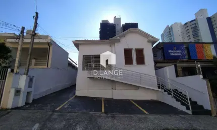 Casa comercial à venda no bairro Vila Itapura em Campinas