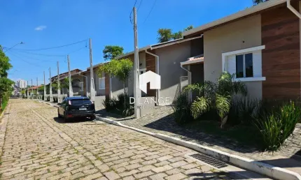 Casa à venda no bairro Jardim Sumarezinho em Hortolândia
