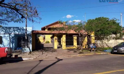 Casa com 2 quartos para alugar na Rua Alegrete, 420, Parque Amador, Esteio