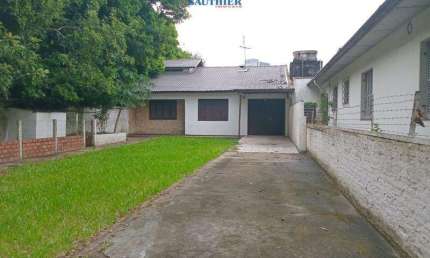 Casa com 3 quartos para alugar na Rua Vinte e Quatro de Agosto, 548, Centro, Esteio