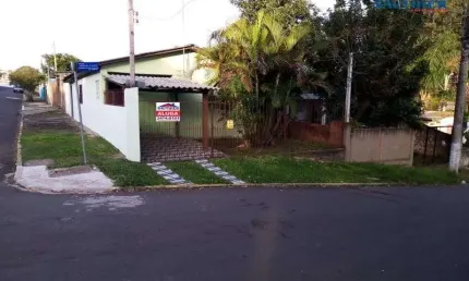 Casa com 3 quartos para alugar na Rua Jardel Filho, 688, Parque Santo Inácio, Esteio