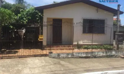 Casa com 3 quartos à venda na Rua Senador Salgado Filho, 179, Centro, Esteio