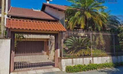 Casa com 3 quartos à venda na Rua Caxias, 229, Centro, Esteio