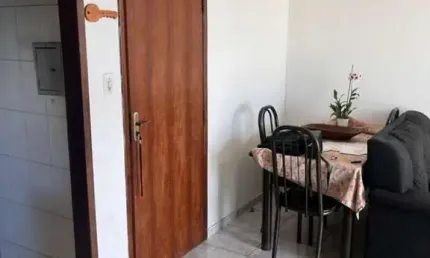 OPORTUDIDADE DE LOJA COM APARTAMENTOS NO BAIRRO JARDIM PETROPOLIS