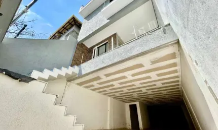 Casa em condomínio fechado com 3 quartos à venda no Cabral, Contagem 