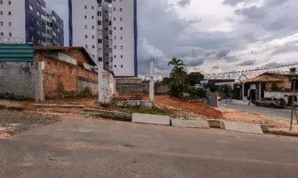 Terreno comercial à venda no Centro, Betim  por R$ 640.000