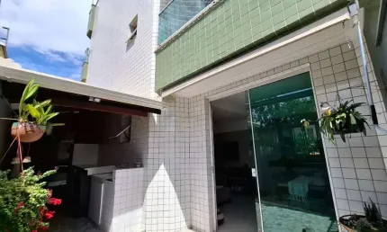 Apartamento a venda com área privativa, Espírito Santo - Betim. Ótima localização, próximo a escolas, comércios e hospitais.