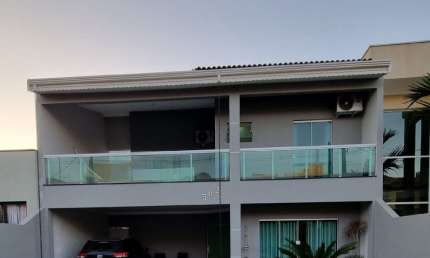 Sobrado a Venda no Condomínio Residencial Flamboyant em Hortolândia