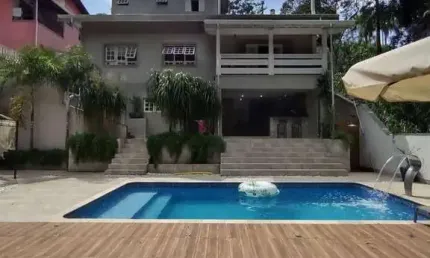 Casa com 3 dormitórios à venda, 360 m² por R$ 2.500.000,00 - Condomínio Vista Alegre - Café - Vinhedo/SP