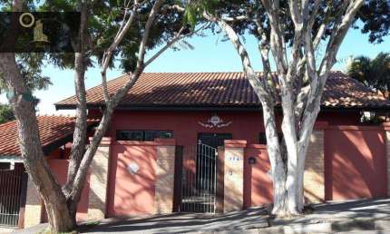 Casa com 3 dormitórios à venda, 188 m² por R$ 920.000,00 - Jardim Panorama - Vinhedo/SP