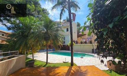 Casa com 4 dormitórios, 600 m² - venda por R$ 3.800.000,00 ou aluguel por R$ 17.650,00/mês - Condomínio Vila Hípica I - Vinhedo/SP