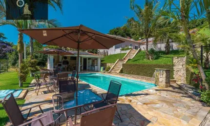 Casa com 4 dormitórios à venda, 384 m² por R$ 2.158.000,00 - Condomínio Vale Da Santa Fé - Vinhedo/SP